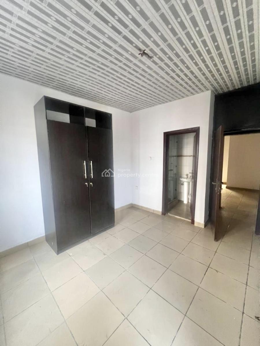 Well Maintained Self Serviced 3 Bedroom Terrace Duplex with Bq, Ikate Elegushi, Lekki, Lagos, Terraced Duplex for Rent