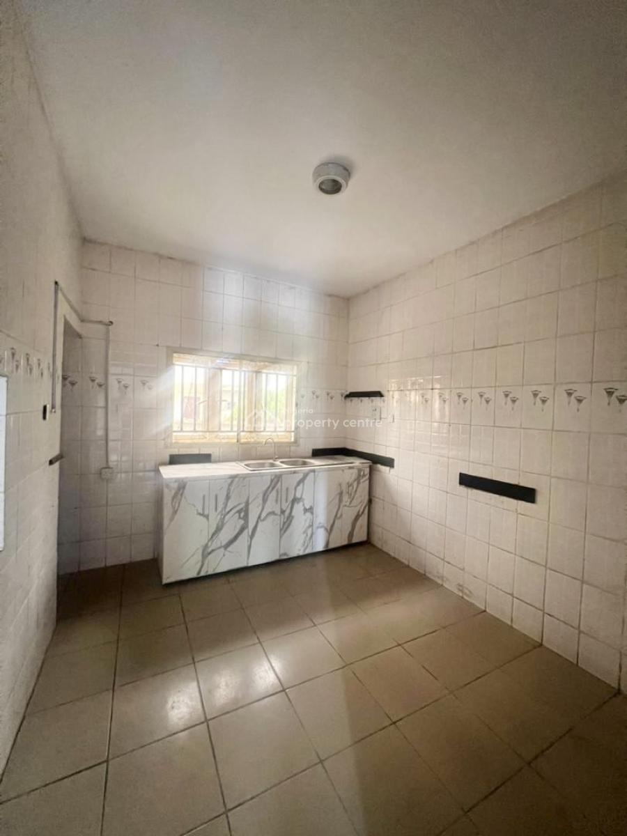 Well Maintained Self Serviced 3 Bedroom Terrace Duplex with Bq, Ikate Elegushi, Lekki, Lagos, Terraced Duplex for Rent