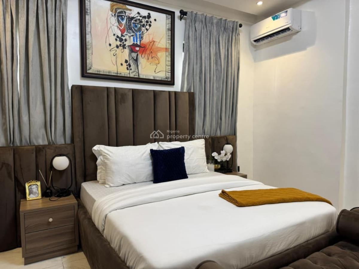 Furnished 2 Bedroom Apartment with Swimming Pool*   *:lekki Phase 1*, Off Freedom Way, Lekki Phase 1, Lekki, Lagos, Flat / Apartment for Rent