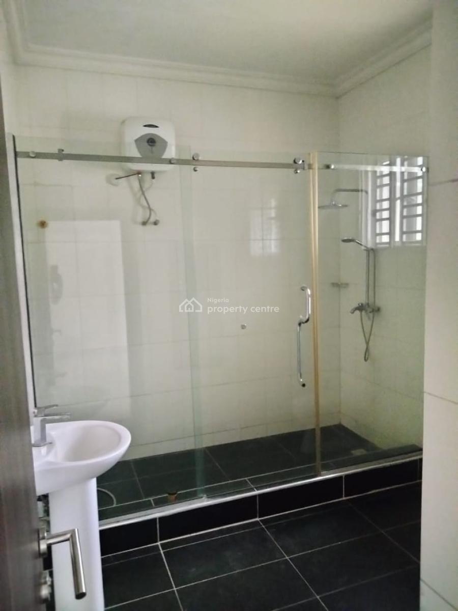 5 Bedrooms Semi-detached Duplex at Magodo Gra Phase 2 Shangisha, Off Adetoro Adelaja Street, Gra Phase 2, Magodo, Lagos, Semi-detached Duplex for Rent