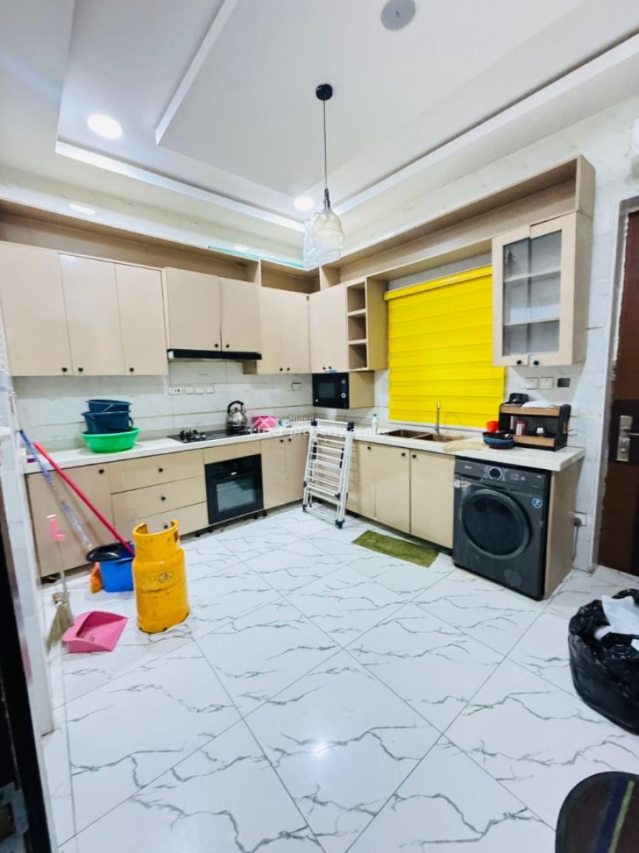 Distress...coxy 4bedroom Terrace Duplex Noe Availiable for N135m, Orchidr Road Lekki Lagos, Lekki, Lagos, Terraced Duplex for Sale