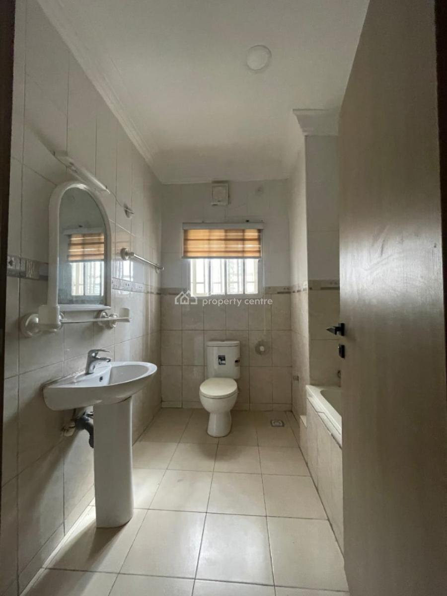 5 Bedroom Detached House, Guzape District, Abuja, Detached Duplex for Sale