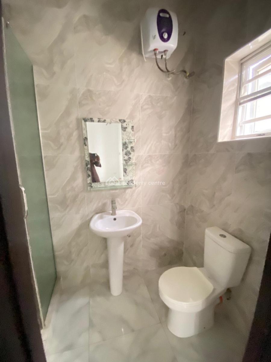 Spacious 4 Bedroom Fully Detached Duplex with Bq & Swi, Chevron  Lekki Lagos, Lekki Expressway, Lekki, Lagos, Detached Duplex for Sale