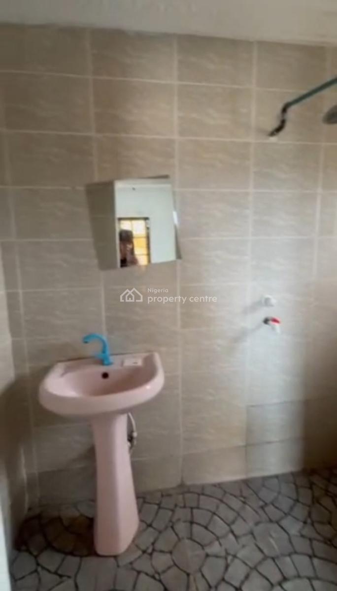 Luxury 2 Bedrooms Flat Apartment, Behind Blenco Sangotedo, Sangotedo, Ajah, Lagos, Flat / Apartment for Rent