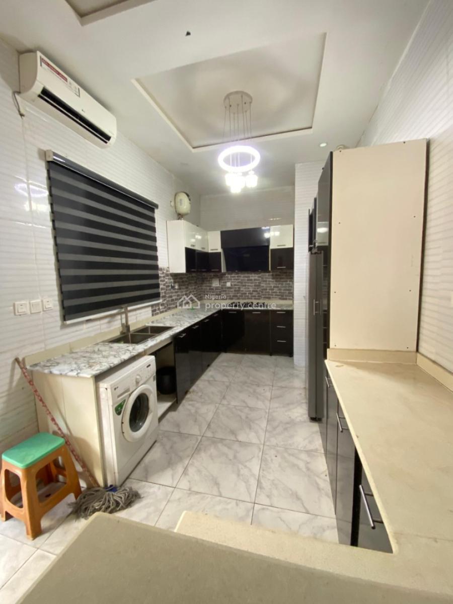 Modern 4 Bedroom Semi-detached Duplex with Bq, Chevron Lekki Lagos, Lekki Expressway, Lekki, Lagos, Semi-detached Duplex for Sale