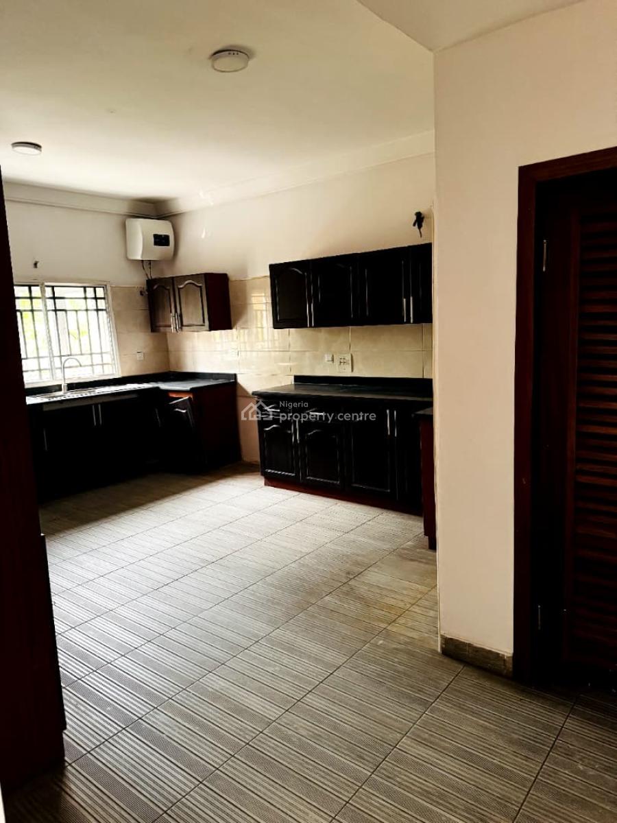Luxury 6bedroom, Off Alpha Beach Road, Lekki, Lagos, Semi-detached Duplex for Rent