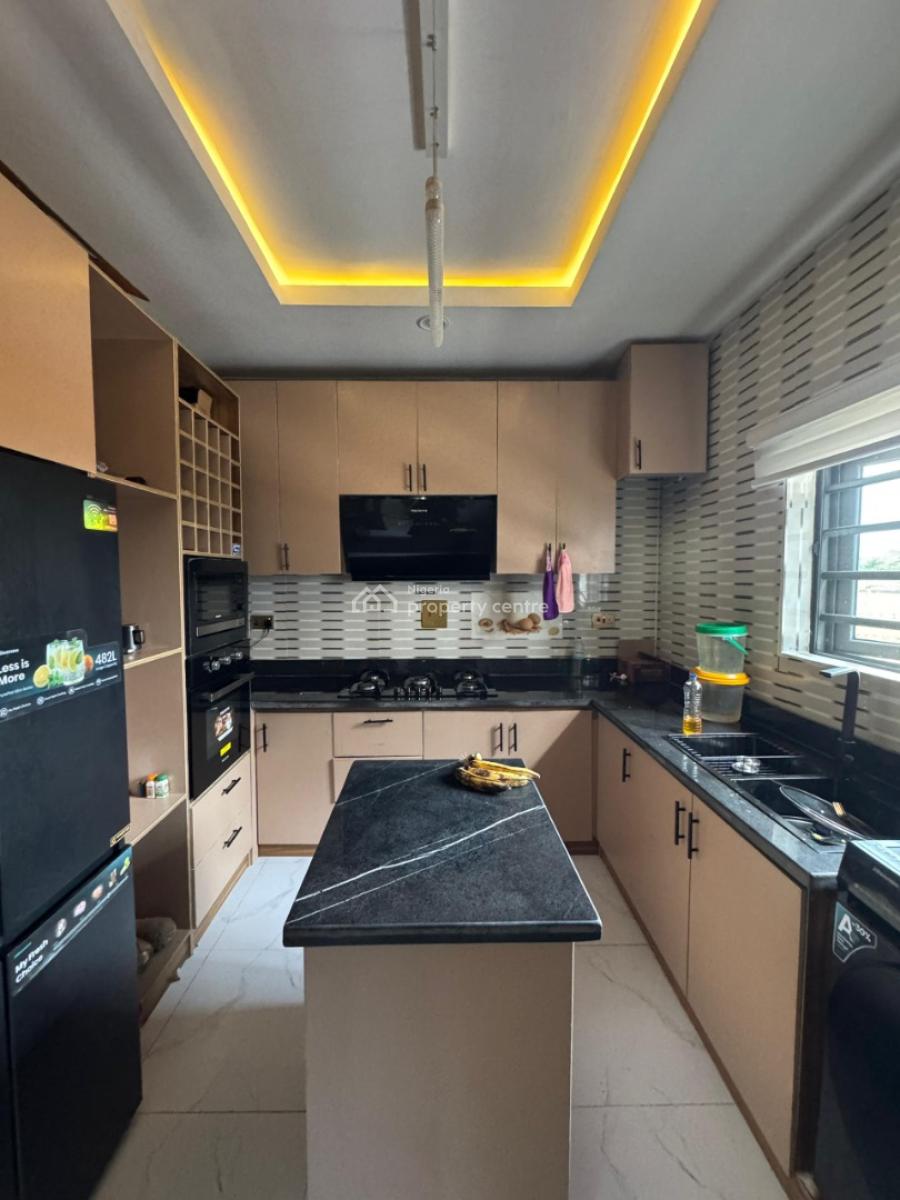Spacious 3-bedroom Terrace Duplex + Bq, Orchid Estate, Lekki, Lekki Phase 2, Lekki, Lagos, Terraced Duplex for Sale