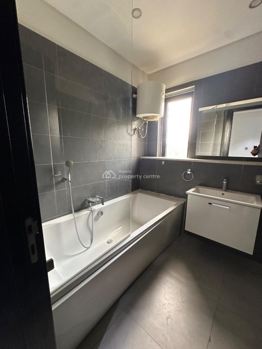 Exquisitely Furnished 3 Bedroom Flat with 1 Room Bq, Off Mtn Office Maitama Roundabout, Maitama District, Abuja, Flat / Apartment for Rent