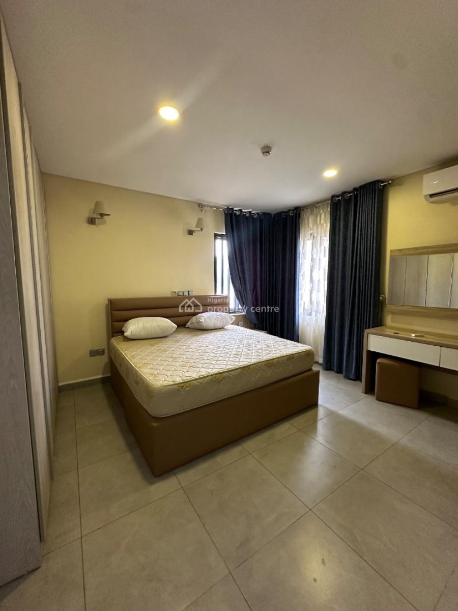 Exquisitely Furnished 3 Bedroom Flat with 1 Room Bq, Off Mtn Office Maitama Roundabout, Maitama District, Abuja, Flat / Apartment for Rent