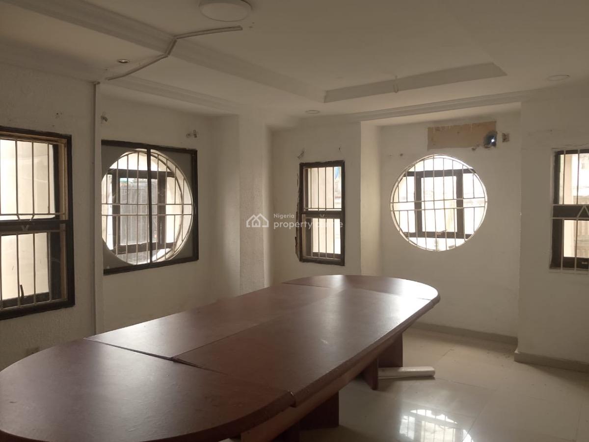 Spacious 4bedroom, Ikoyi, Lagos, Semi-detached Duplex for Rent