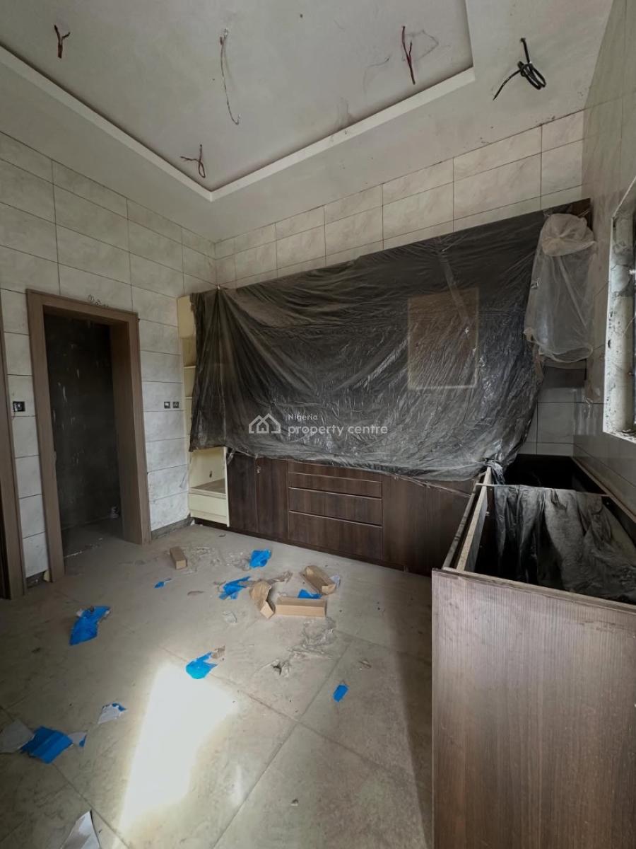 4bedroom Terrace Duplex with Bq, Gaduwa, Abuja, Terraced Duplex for Sale