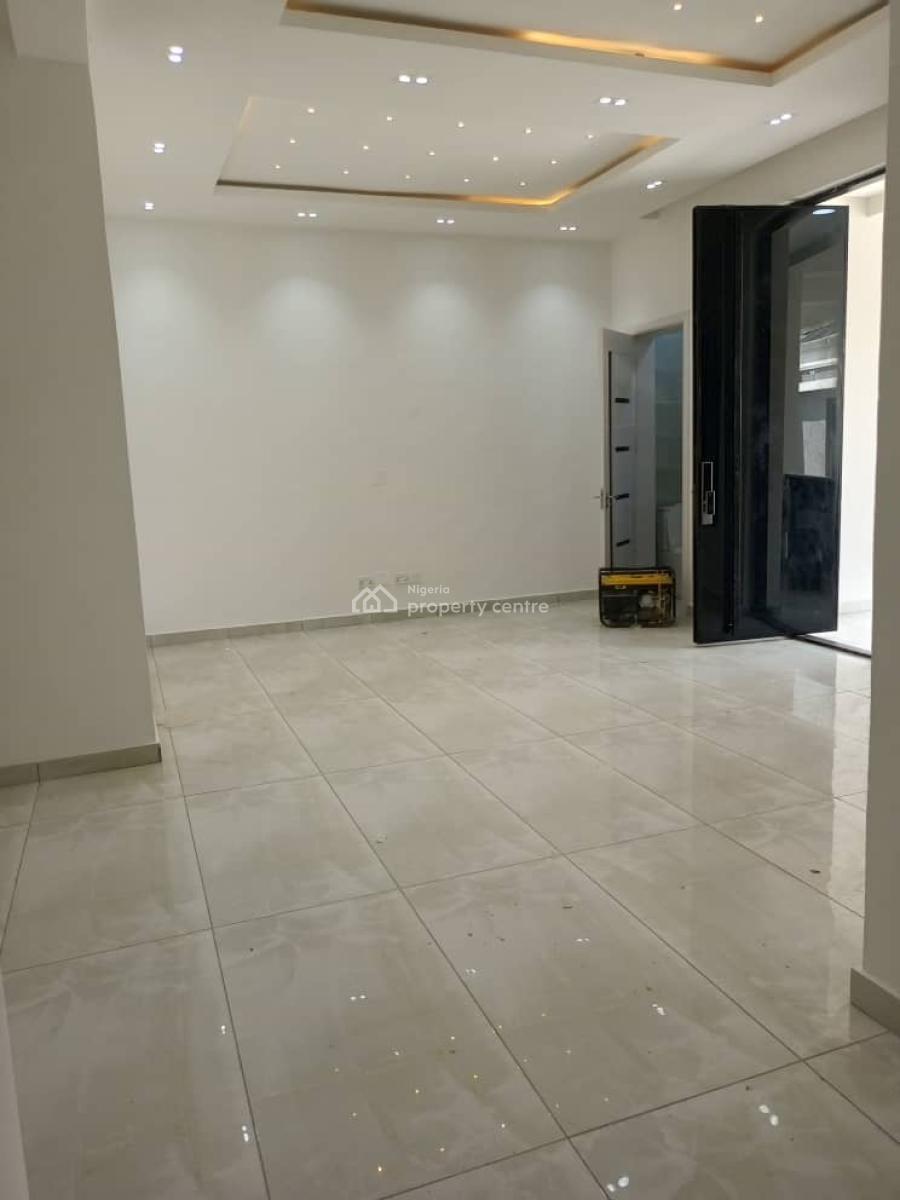 Luxury 3bedroom Apartment, Lekki Phase 1, Lekki, Lagos, Flat / Apartment for Rent
