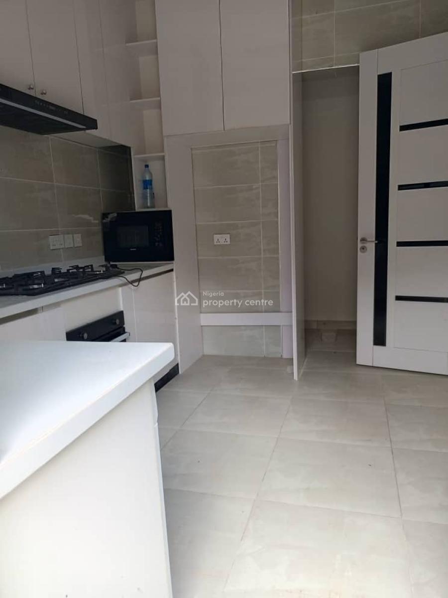 Luxury 3bedroom Apartment, Lekki Phase 1, Lekki, Lagos, Flat / Apartment for Rent