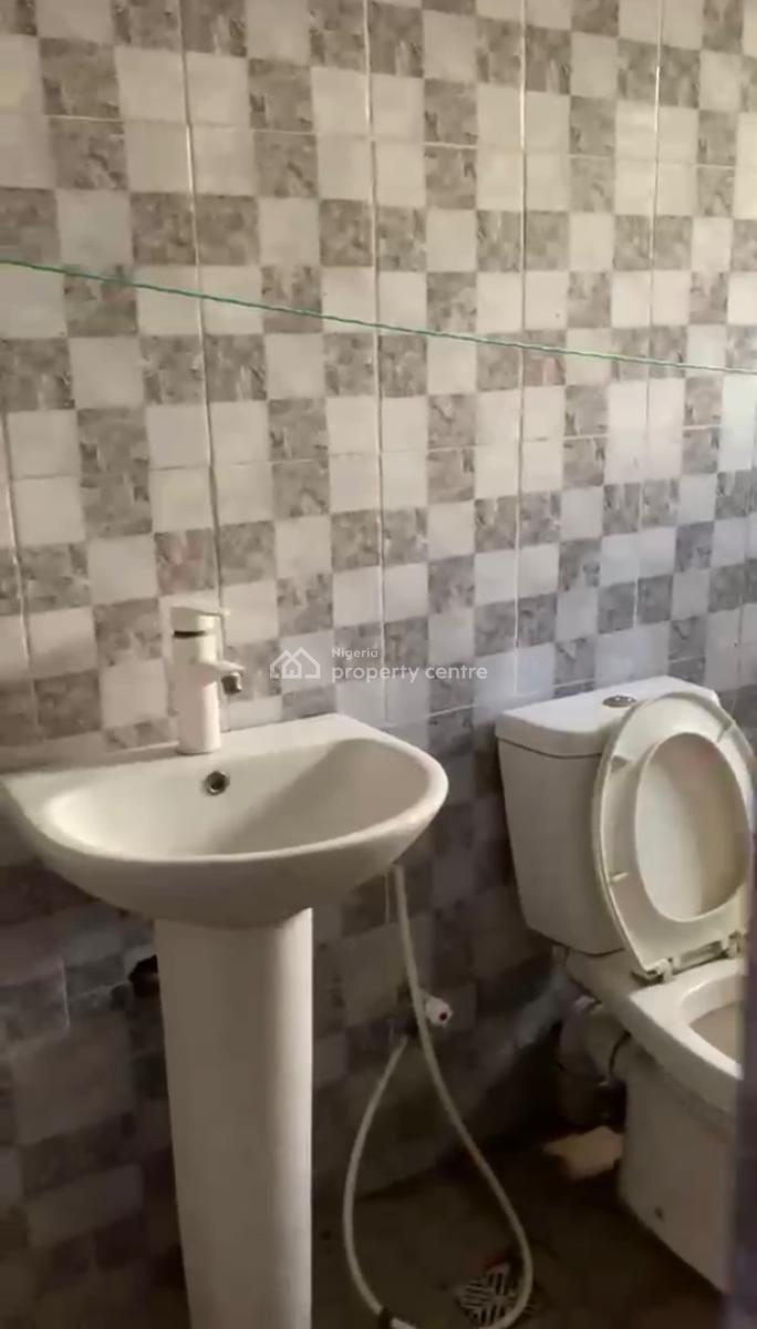 a Lovely 3 Bedroom Flat with Rooms En-suite Upstairs, Agege Side of Mangoro, Mangoro, Ikeja, Lagos, Flat / Apartment for Rent