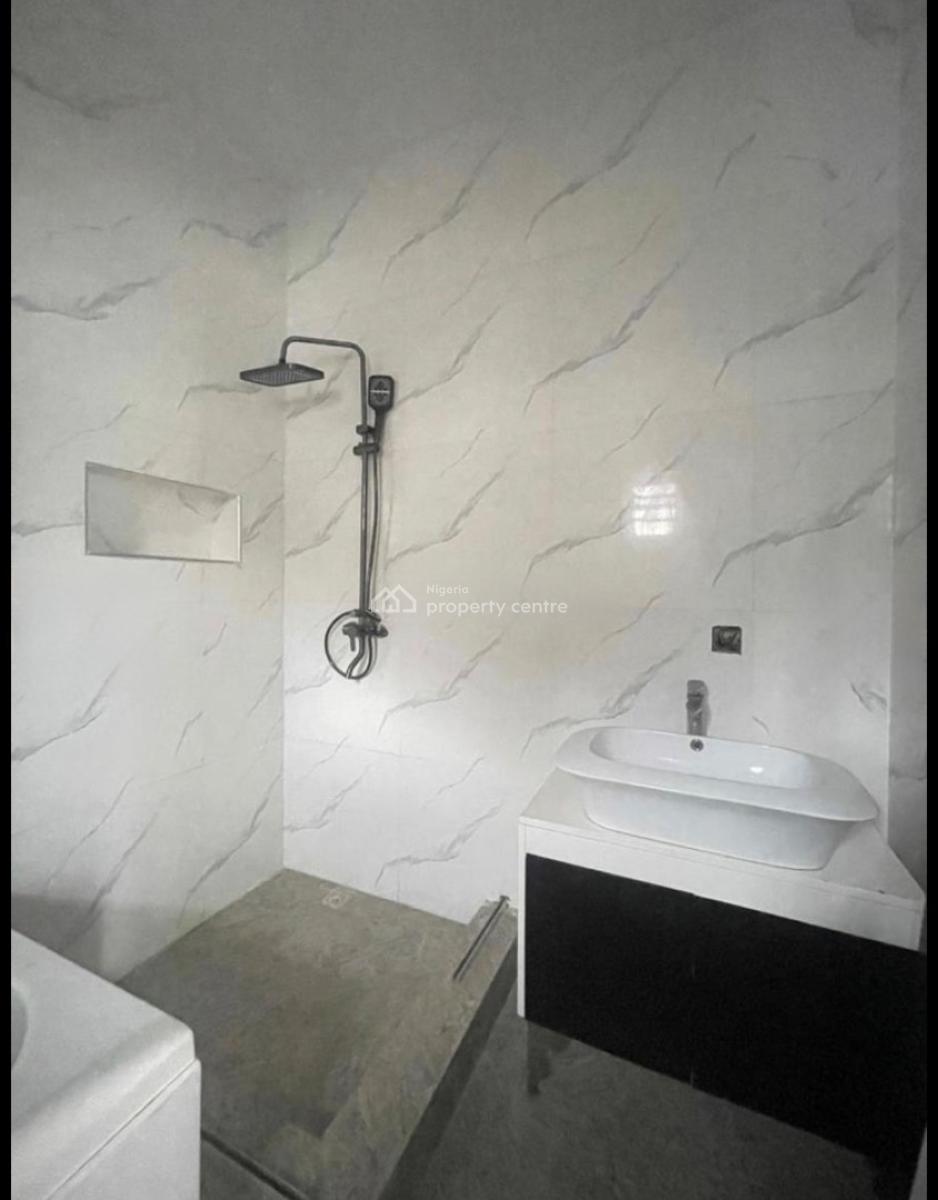 Spacious 5 Bedroom with Bq, Osapa London, Osapa, Lekki, Lagos, Detached Duplex for Sale