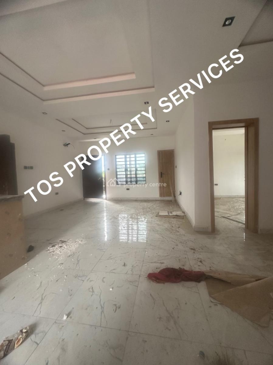 Lovely 2 Bedroom Ensuite Flat in an Estate, Sabo-alagomeji, in an Estate, Sabo, Yaba, Lagos, Flat / Apartment for Sale