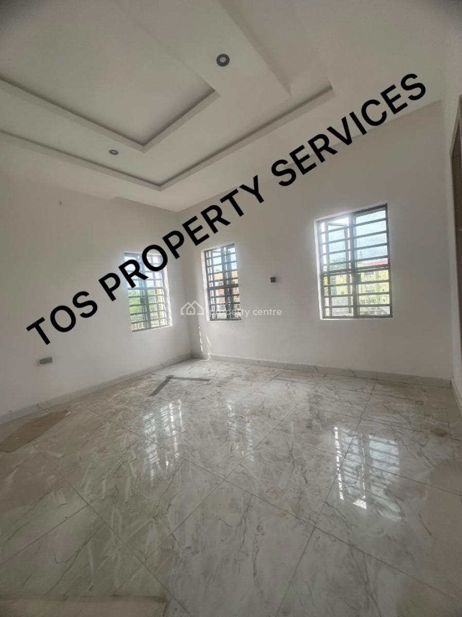 Lovely 2 Bedroom Ensuite Flat in an Estate, Sabo-alagomeji, in an Estate, Sabo, Yaba, Lagos, Flat / Apartment for Sale