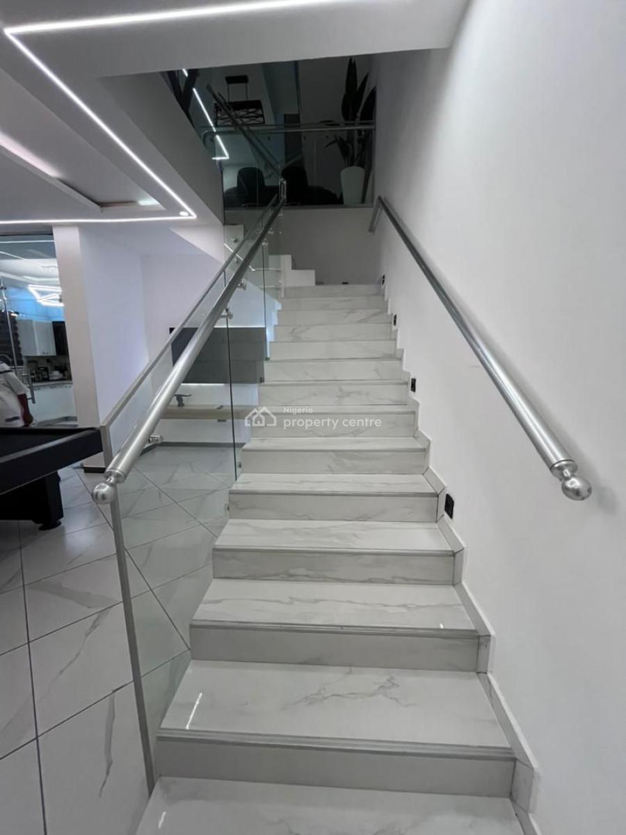 Luxury 4 Bedroom Apartment Self Compound, Lekki Phase 1, Lekki, Lagos, House Short Let