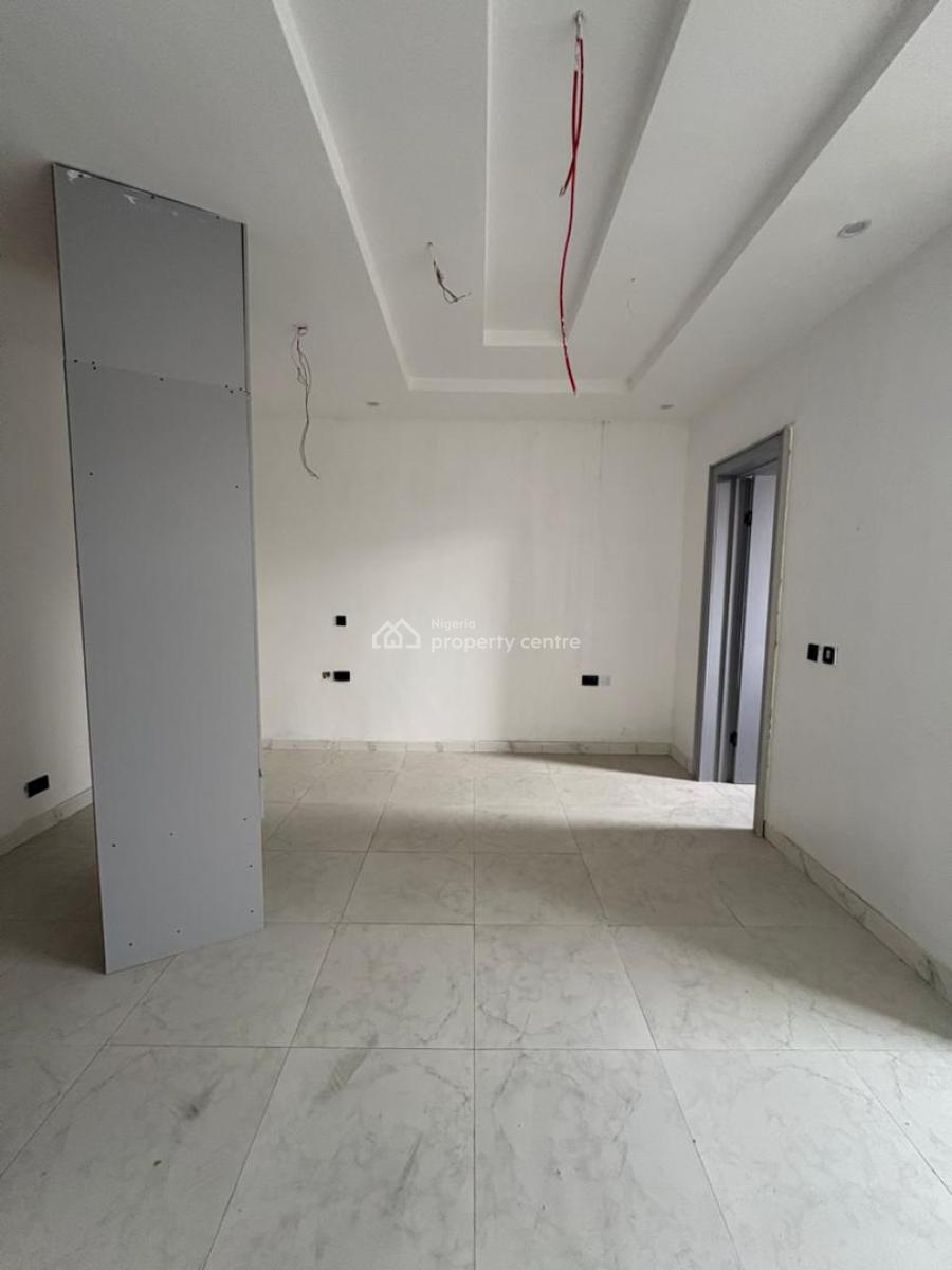 2 Bedroom Penthouse, Freedom Way, Lekki Phase 1, Lekki, Lagos, Flat / Apartment for Rent