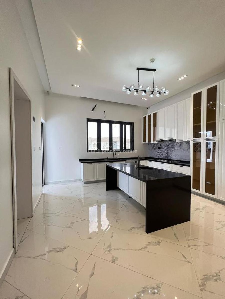 Exquisite 7-bedroom Apartment with 2bq, Pinnock Beach, Osapa, Lekki, Lagos, House for Sale