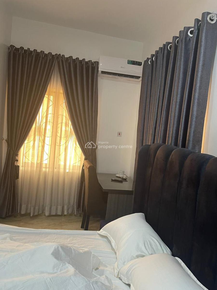 Strategically Located Luxury 2 Bedroom Apartment at Kaniz Estate, Kaniz Estate, Karsana, Abuja, Flat / Apartment Short Let