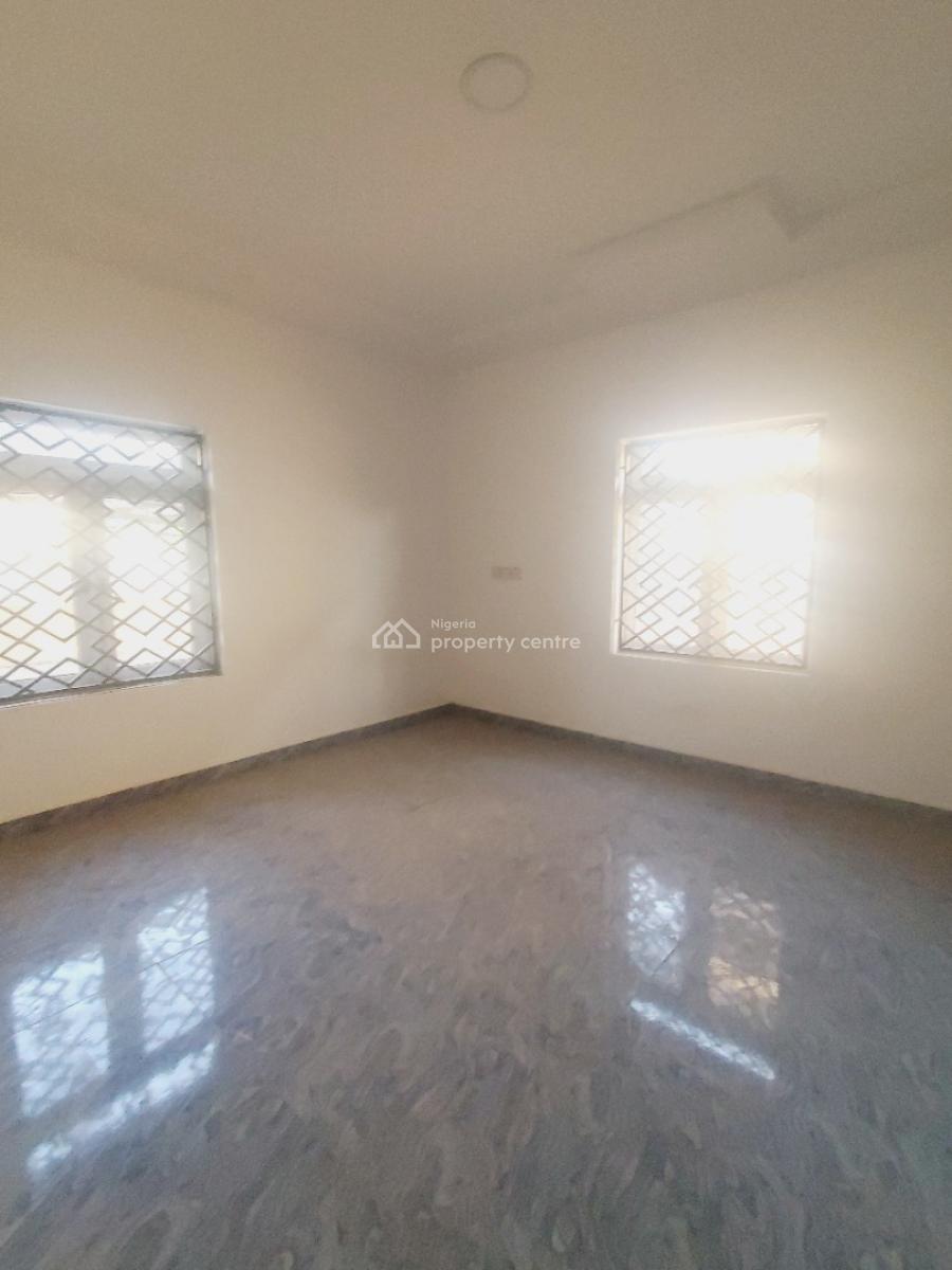 *massive Luxurious 5bedroom Fully Detached Duplex Tarred, Inside Estate, Gaduwa, Abuja, Detached Duplex for Rent