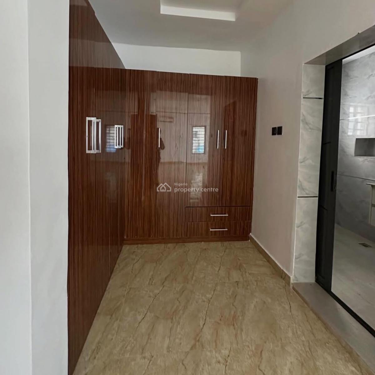 Beautiful 4 Bedroom Detached Serviced Duplex,bq, Inside an Estate, Serene & Secured Neighborhood, Tarred Road, Mabushi, Abuja, Detached Duplex for Sale