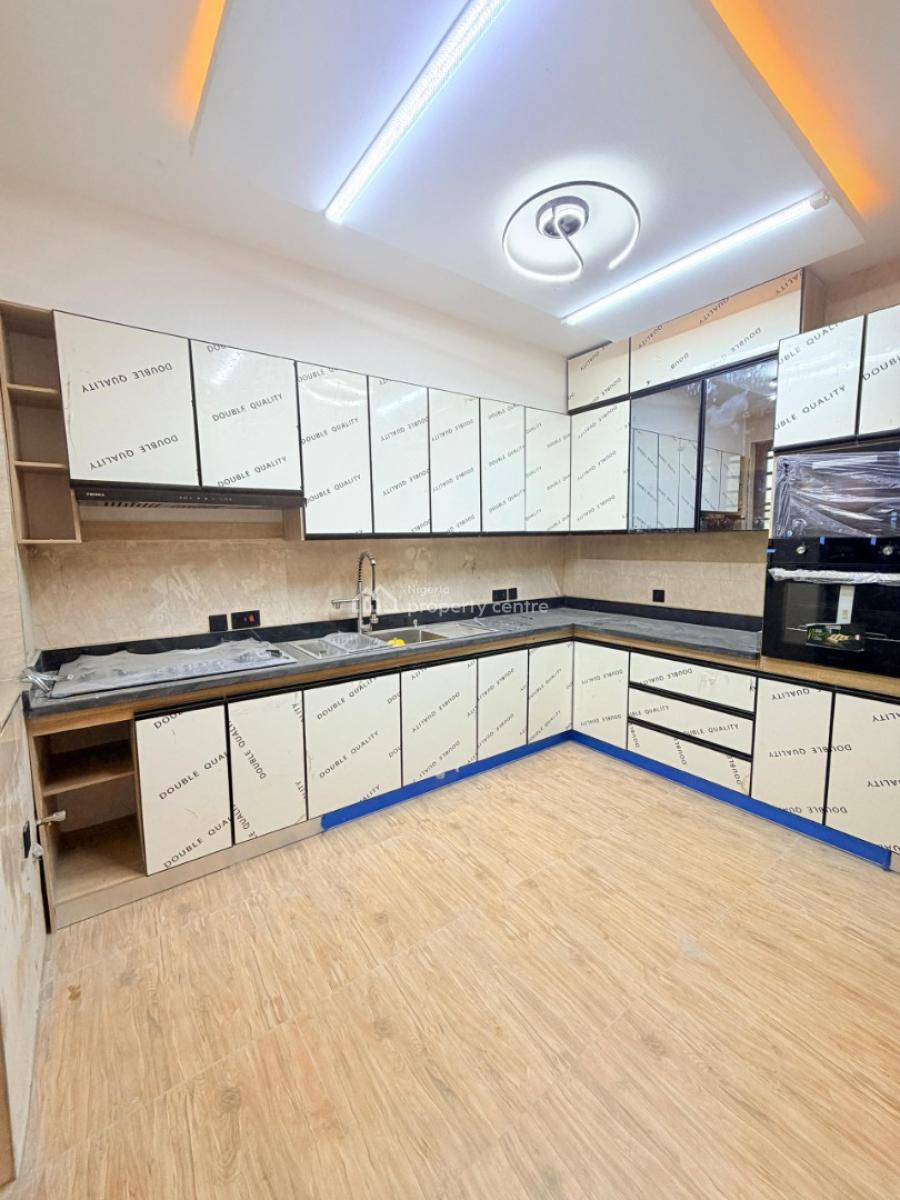 Exquisitely Built 4 Bedroom Terrace Duplex in a Prime Location, Surulere, Lagos, Terraced Duplex for Sale