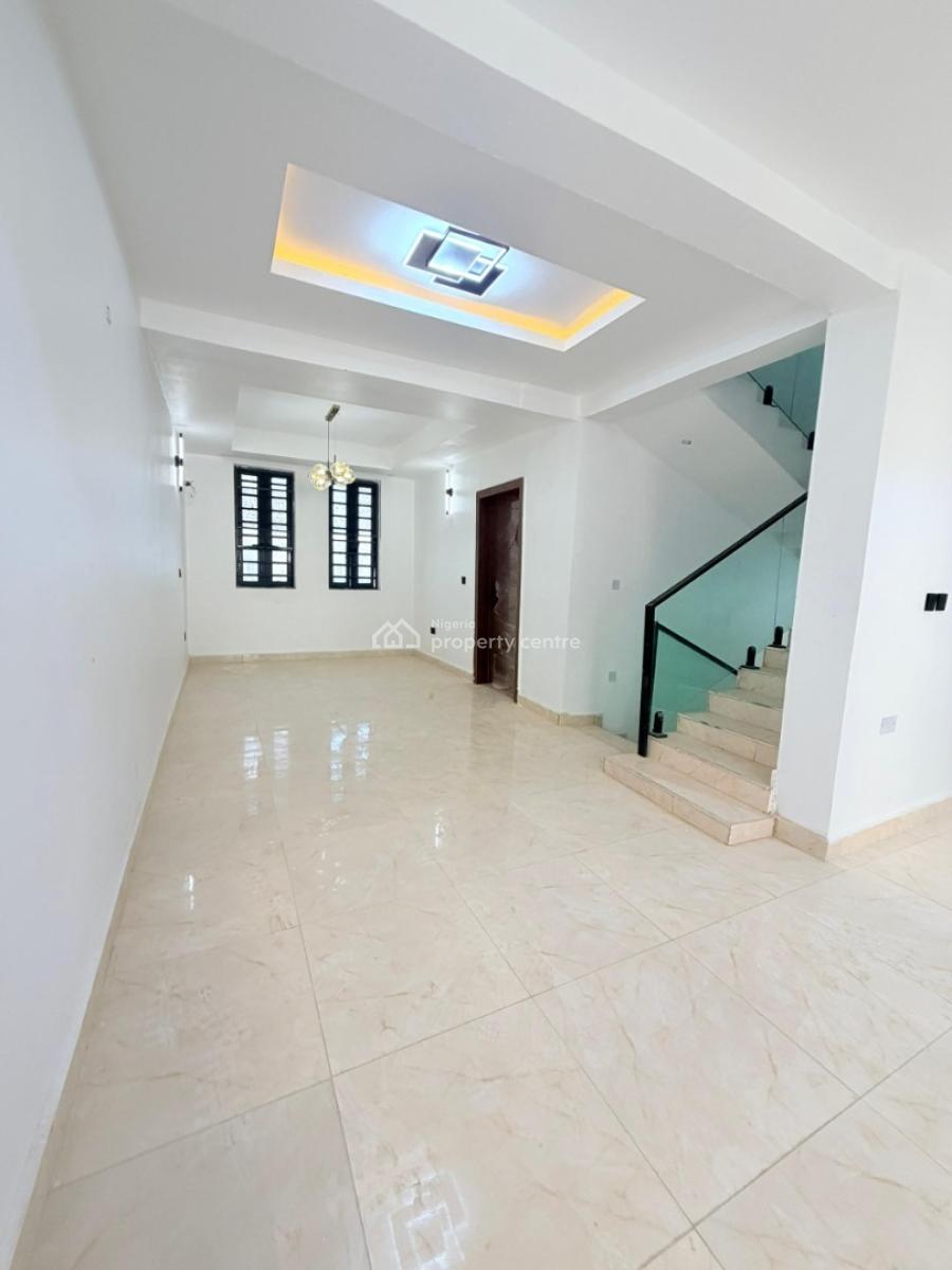 Exquisitely Built 4 Bedroom Terrace Duplex in a Prime Location, Surulere, Lagos, Terraced Duplex for Sale