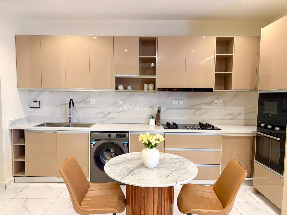 Luxe 2 Bedroom with Suspended Pool, Akin Leigh Crescent Off Wole Olateju Crescent, Lekki Phase 1, Lekki, Lagos, Flat / Apartment Short Let