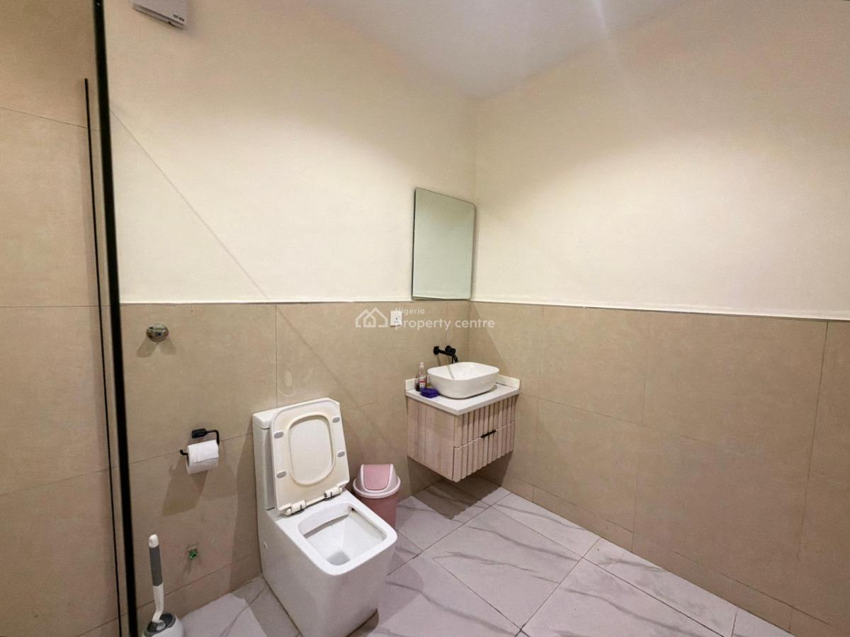 Luxe 2 Bedroom with Suspended Pool, Akin Leigh Crescent Off Wole Olateju Crescent, Lekki Phase 1, Lekki, Lagos, Flat / Apartment Short Let