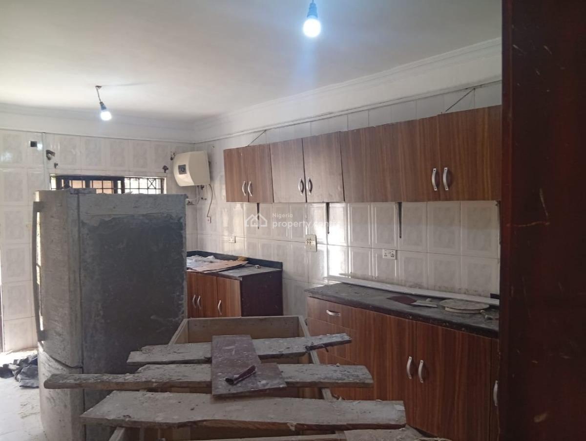 Spacious 3 Bedroom Semi Detached Duplex with Bq, Lekki, Lekki Phase 1, Lekki, Lagos, Semi-detached Duplex for Rent