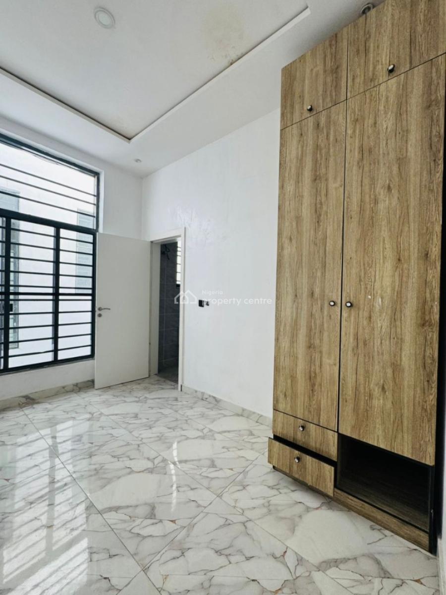 Executive  4-bedrooms Semi-detached Duplex with Bq, Ikota, Lekki, Lagos, House for Sale