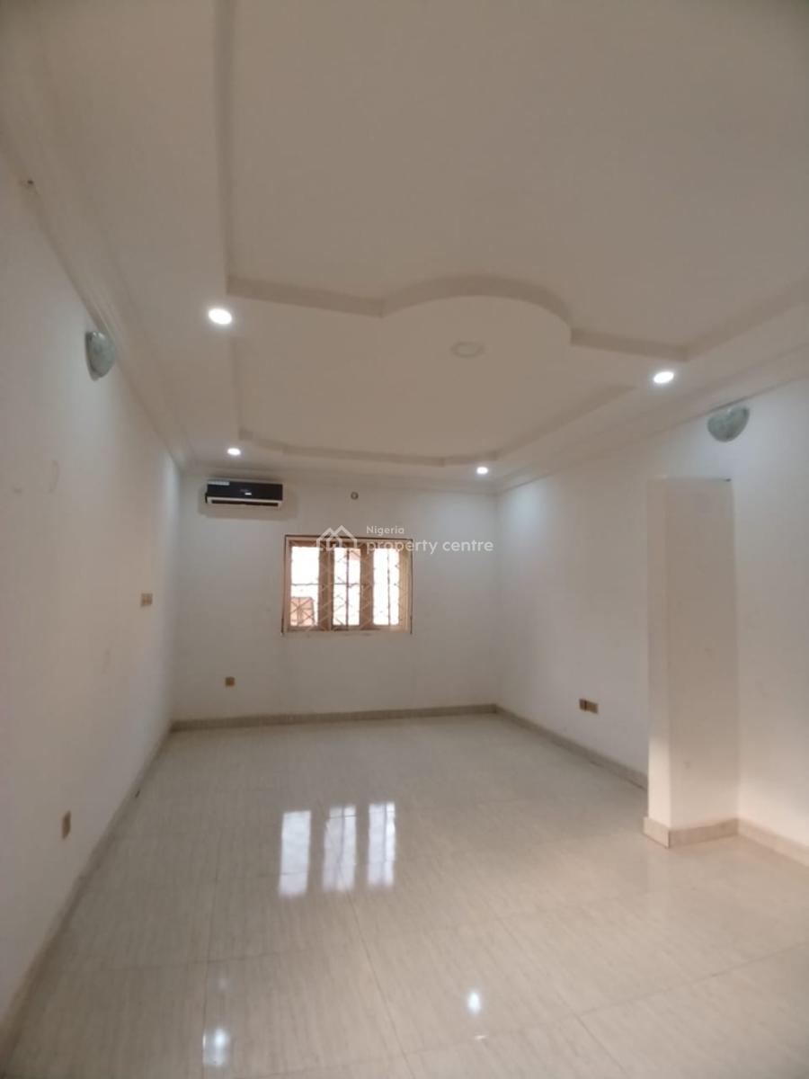 Spacious 6 Bedroom Fully Detached Duplex with 4 Bed Guest Charlet, Asokoro District, Abuja, Detached Duplex for Rent