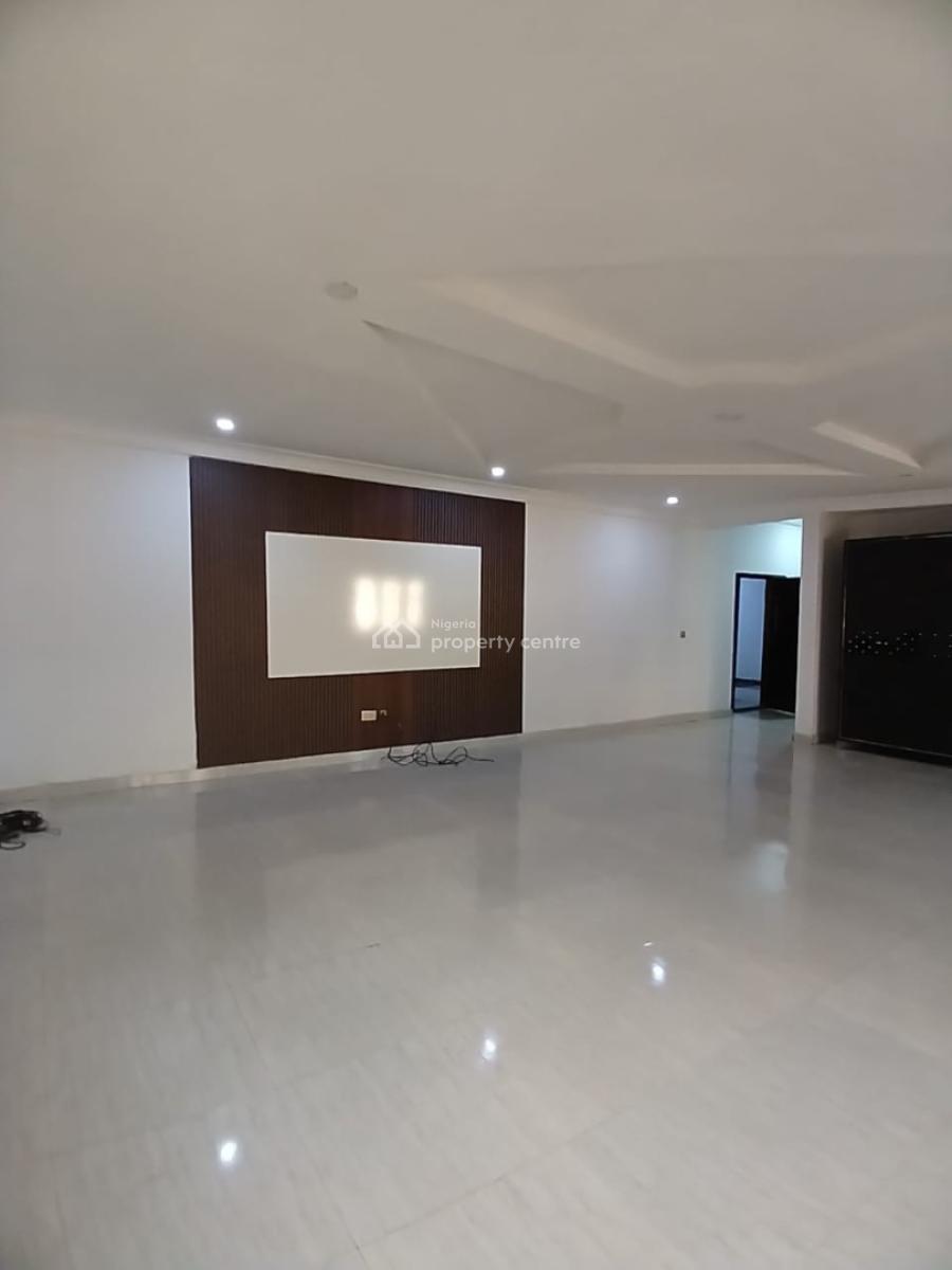 Spacious 6 Bedroom Fully Detached Duplex with 4 Bed Guest Charlet, Asokoro District, Abuja, Detached Duplex for Rent