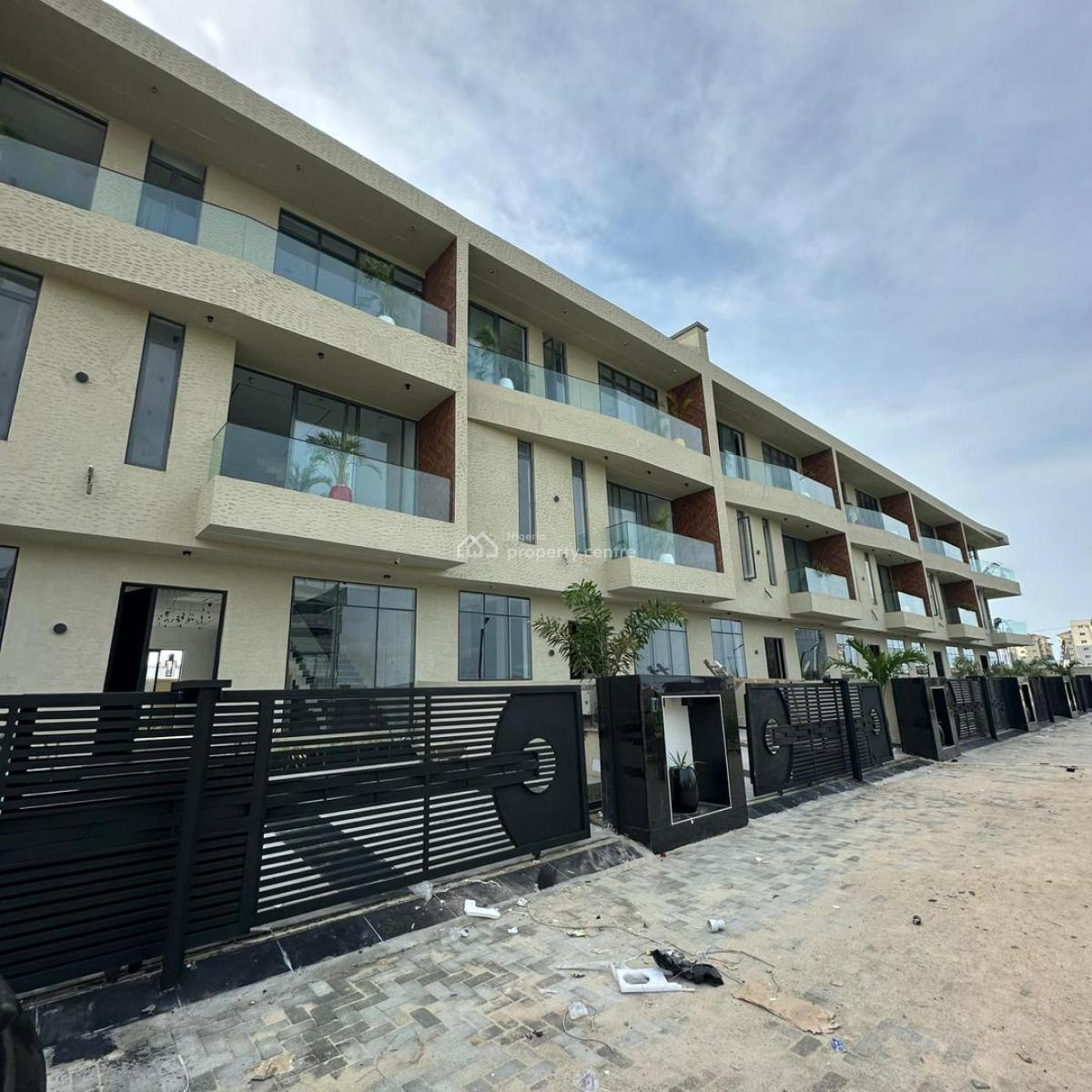 Luxury 5 Bedroom Terrace Duplex with Bq Located in an Estate, Off Freedom Way, Lekki Phase 1, Lekki, Lagos, Terraced Duplex for Sale