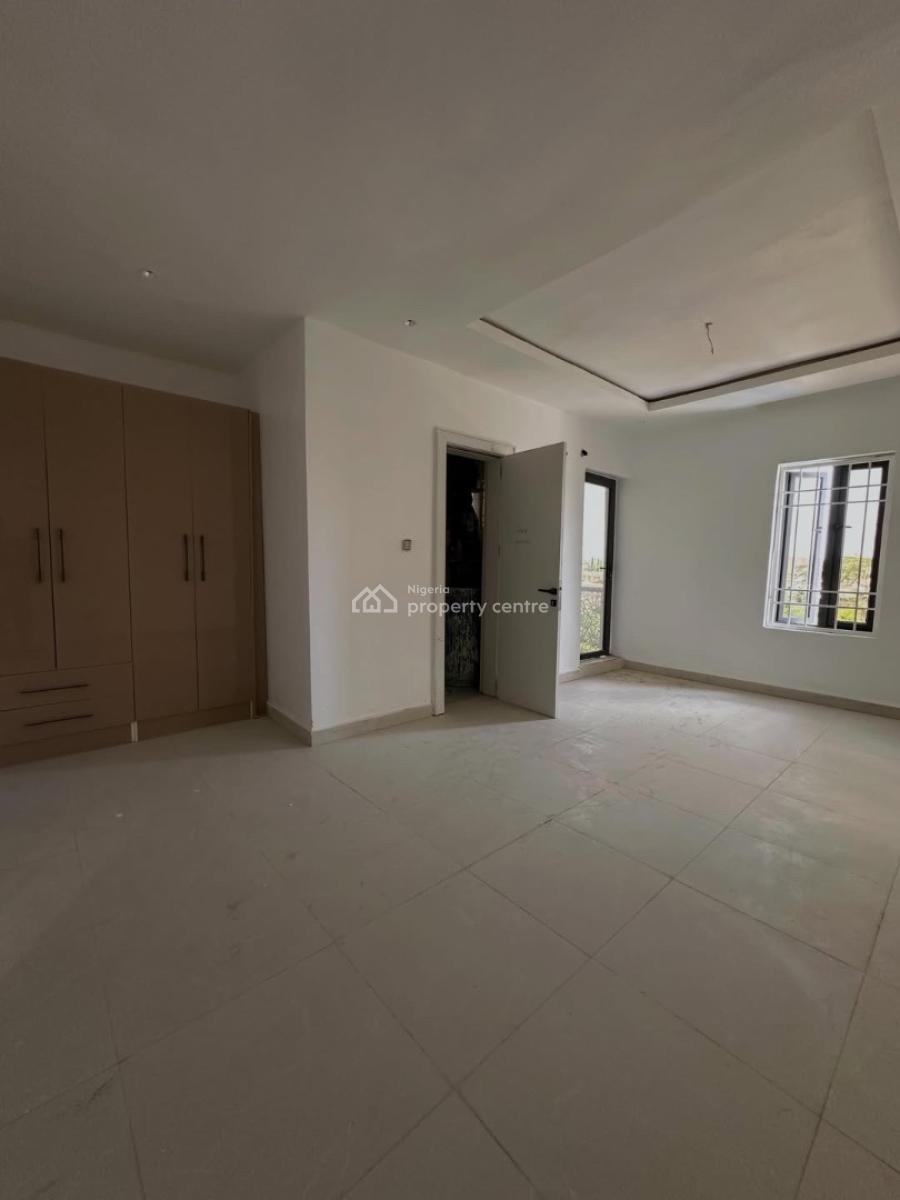 Pristine 4bedroom Terrace Duplex with 2 Living Room and a Bq, Guzape District, Abuja, Terraced Duplex for Sale