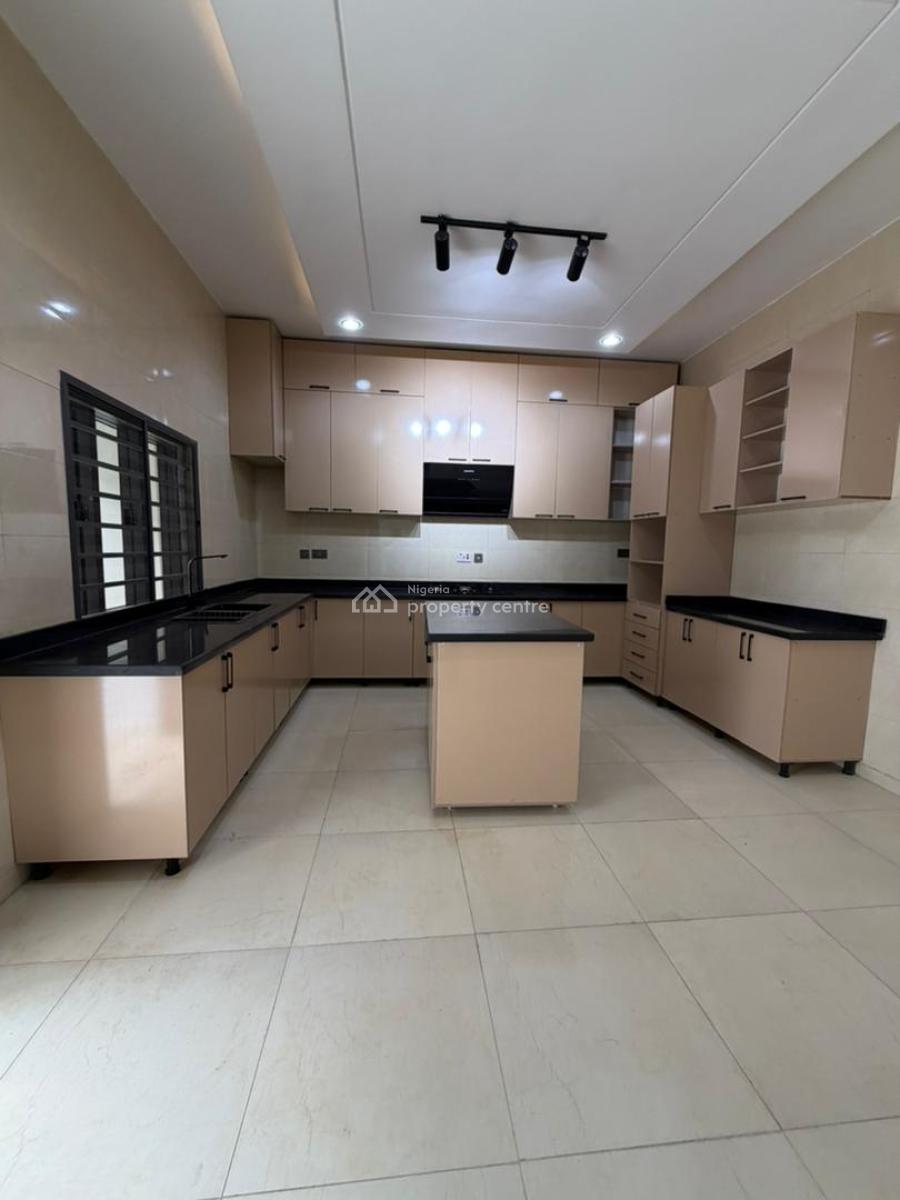Elegant & Beautifully Crafted 3 Bedroom Bungalow with 2 Rooms Bq, Apo, Apo, Abuja, Detached Bungalow for Sale
