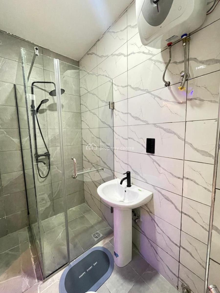 Sharp 2 Bedroom Apartment, Estate Off Gbanbgala Road Ikate, Ikate, Lekki, Lagos, Flat / Apartment Short Let