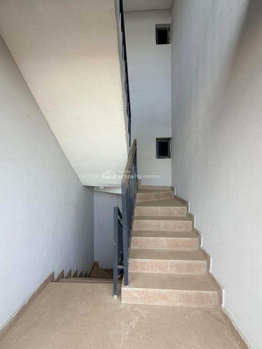 Exquisitely Built 3 Bedroom Apartment, Gbagada, Lagos, Flat / Apartment for Sale