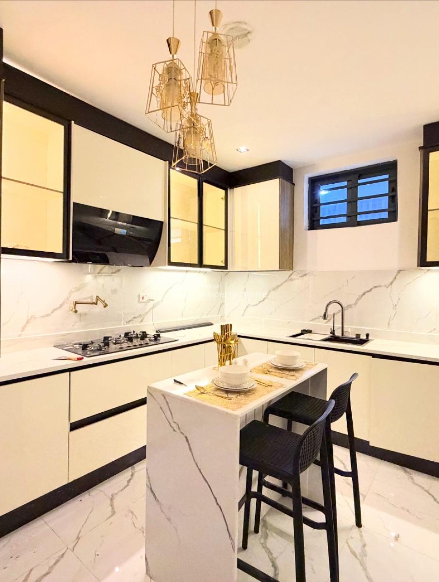 2 Bedroom Apartments, Lekki Phase 1, Lekki, Lagos, Flat / Apartment for Sale