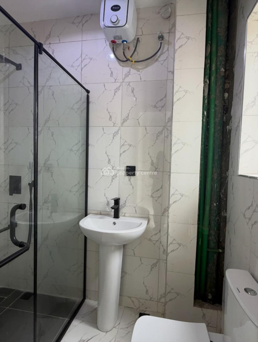 2 Bedroom Apartments, Lekki Phase 1, Lekki, Lagos, Flat / Apartment for Sale