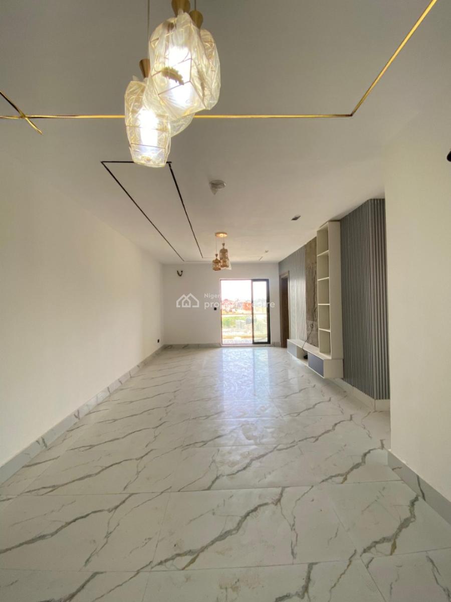 1 Bedroom Apartment with Swimming Pool, Lekki Phase 1, Lekki, Lagos, Flat / Apartment for Sale