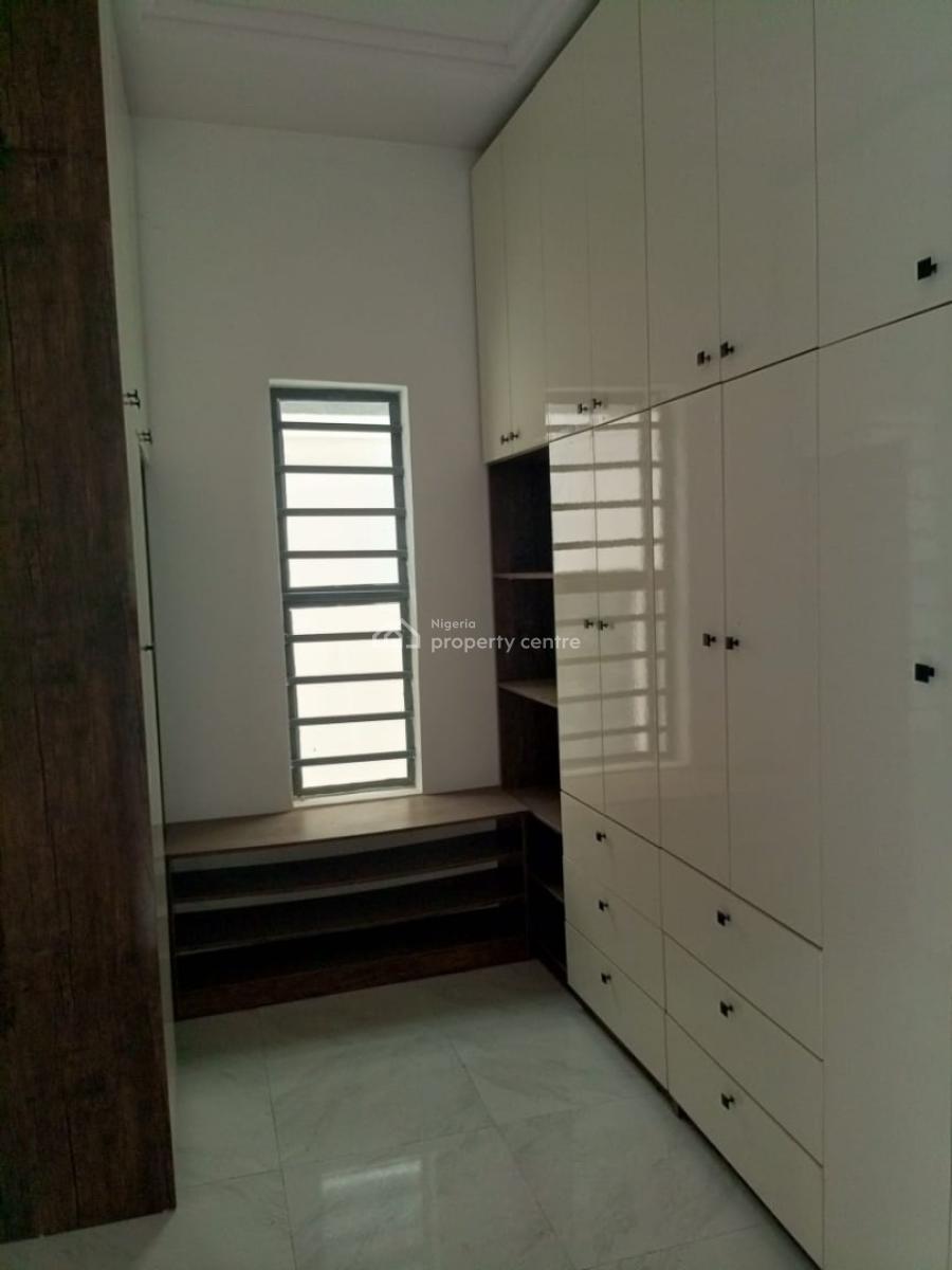 5 Bedrooms Fully Detached Duplex, Off Bashiru Shittu, Gra Phase 2, Magodo, Lagos, Detached Duplex for Sale