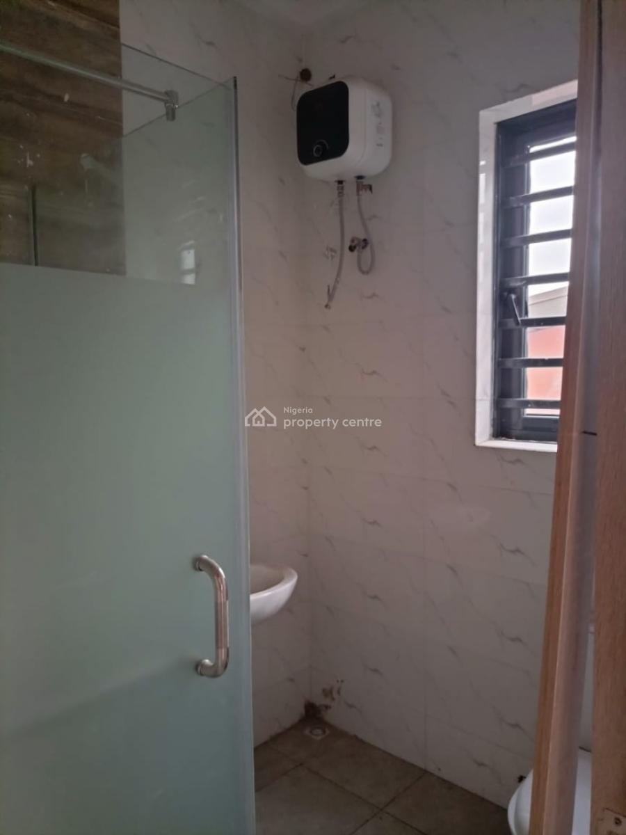 5 Bedrooms Fully Detached Duplex, Off Bashiru Shittu, Gra Phase 2, Magodo, Lagos, Detached Duplex for Sale