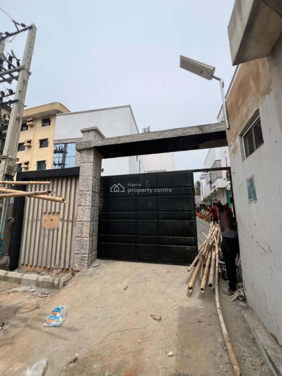 a Cashflow-generating Investment Located in The High-demand Area, Obanikoro, Shomolu, Lagos, Flat / Apartment for Sale