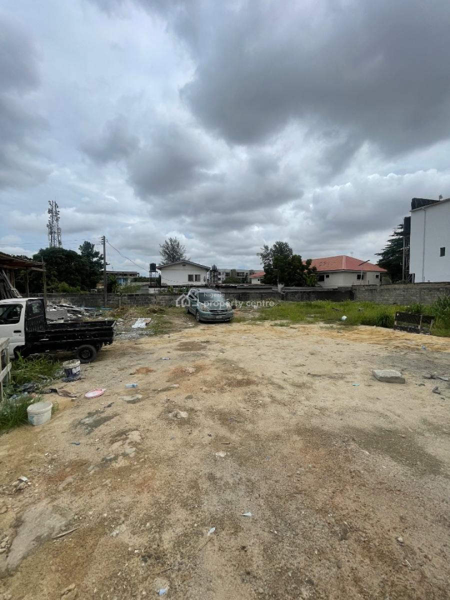 a Prime Empty Plot of Land Measuring Approximately 1,000sqm, Off Odudua Crescent Ikeja Gra, Ikeja Gra, Ikeja, Lagos, Mixed-use Land for Sale