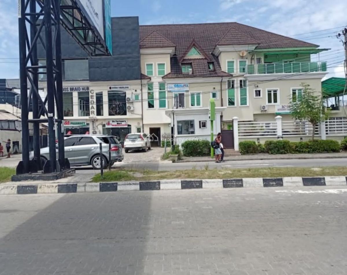 16 Rooms Semi-detached Commercial Property, By Maruwa, Lekki Phase 1, Lekki, Lagos, Commercial Property for Rent