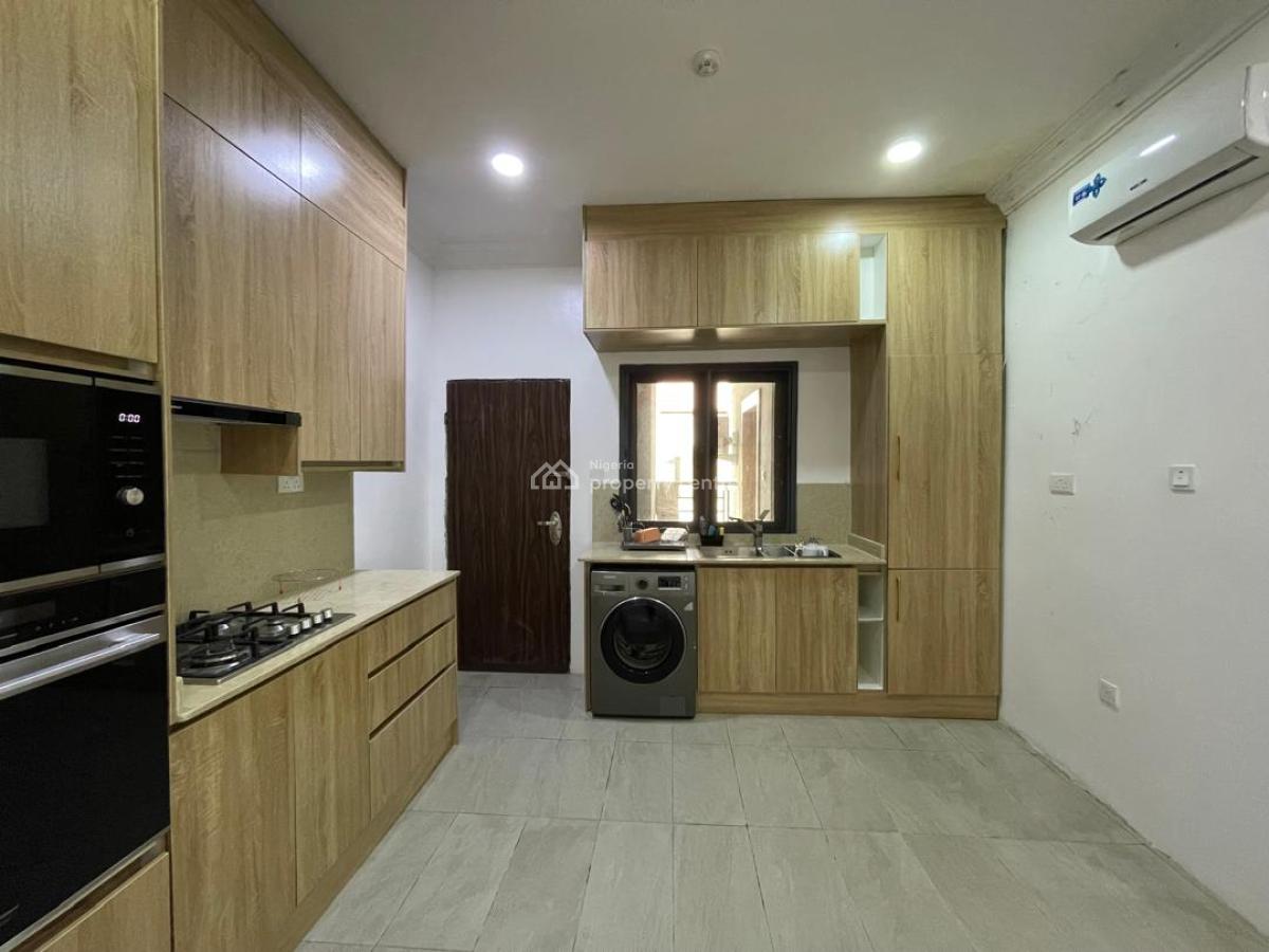 Luxury 3-bedroom Flat with Bq, Pool, Elevator on The 6th Floor, Off Idowu Martins Street, Victoria Island (vi), Lagos, Flat / Apartment for Rent