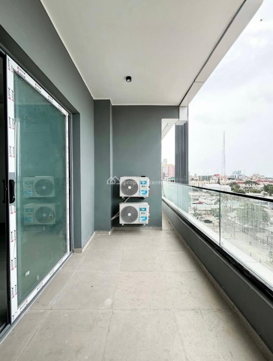 Luxury Built and Spacious 2 & 3 Bedroom Apartment with Pool, Victoria Island (vi), Lagos, Flat / Apartment for Rent